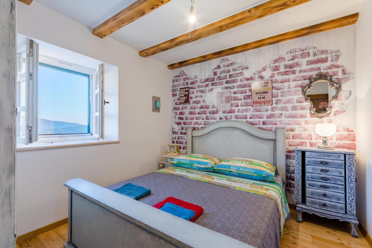 Holiday Home Rustic Kraljici Luaran gambar
